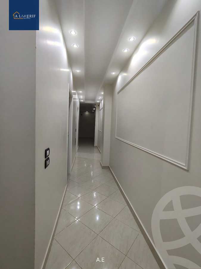 https://aqarmap.com.eg/en/listing/6039987-for-sale-cairo-6th-of-october-el-ahyaa-neighborhood-4th-street-5