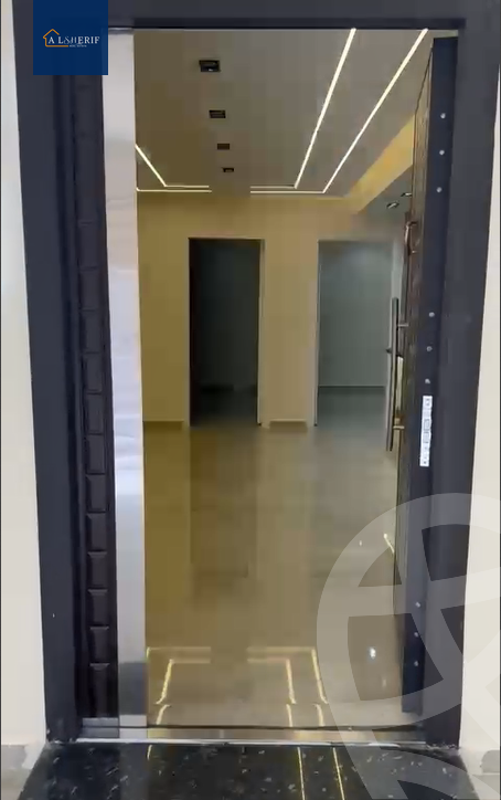 https://aqarmap.com.eg/en/listing/6063458-for-sale-cairo-6th-of-october-el-ahyaa-neighborhood-4th-street-2