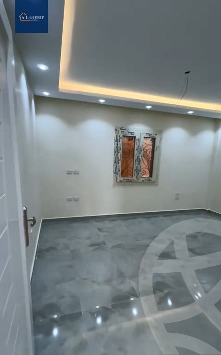 https://aqarmap.com.eg/en/listing/6063458-for-sale-cairo-6th-of-october-el-ahyaa-neighborhood-4th-street-2