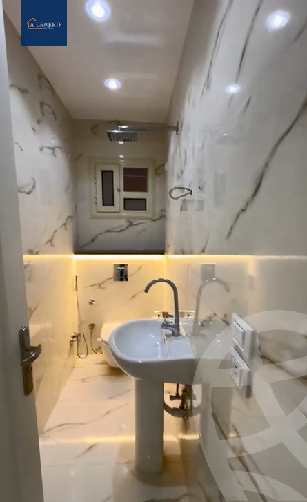 https://aqarmap.com.eg/en/listing/6063458-for-sale-cairo-6th-of-october-el-ahyaa-neighborhood-4th-street-2