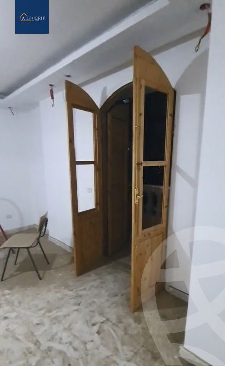 https://aqarmap.com.eg/en/listing/6066003-for-sale-cairo-6th-of-october-el-ahyaa-neighborhood-2nd-dr-mohammed-mogahed-st