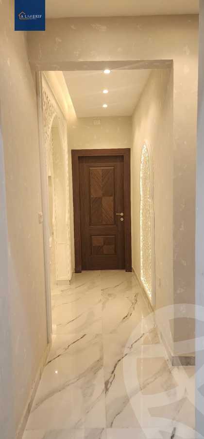 https://aqarmap.com.eg/ar/listing/6069405-for-sale-cairo-6th-of-october-compounds-family-land