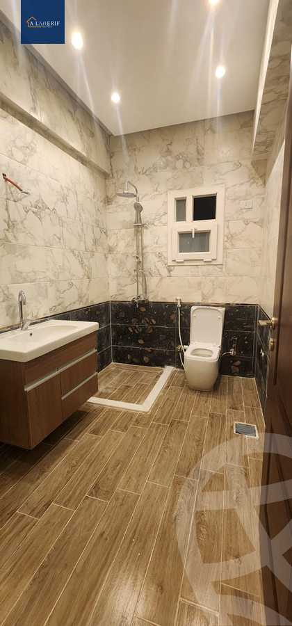 https://aqarmap.com.eg/ar/listing/6069405-for-sale-cairo-6th-of-october-compounds-family-land