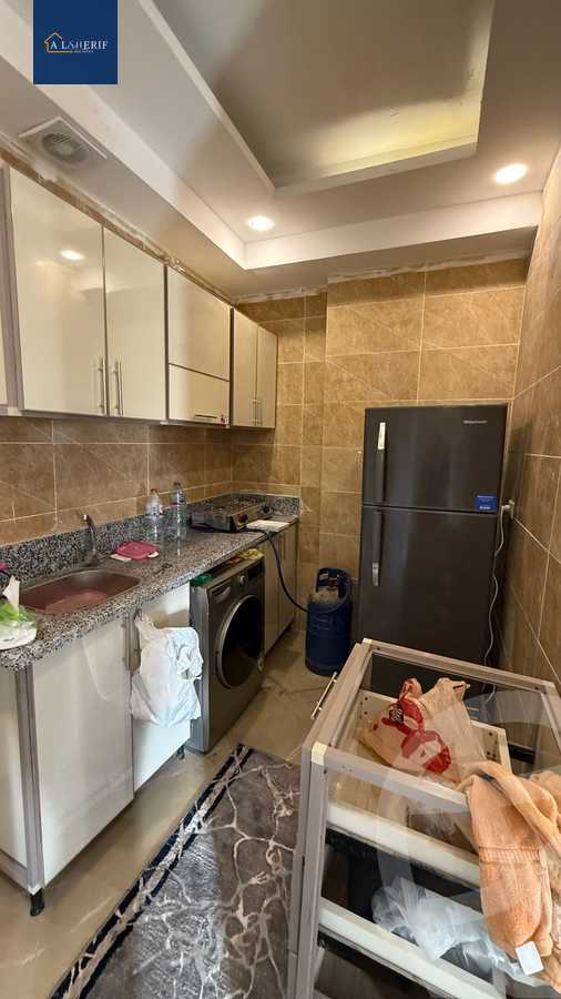 https://aqarmap.com.eg/ar/listing/6084057-for-rent-cairo-6th-of-october-el-ahyaa-neighborhood-1st-sixth-neighborhood