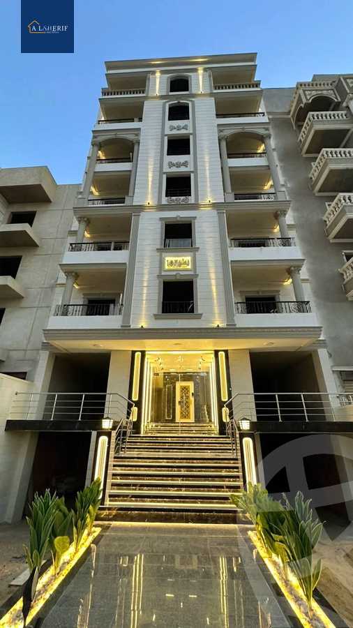 https://aqarmap.com.eg/en/listing/6086454-for-sale-cairo-6th-of-october-el-ahyaa-neighborhood-4th-farouk-abou-gabal-st
