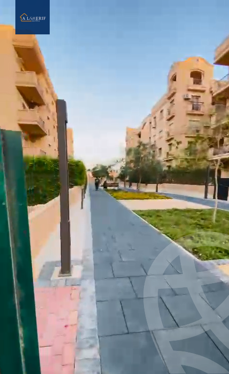 https://aqarmap.com.eg/en/listing/6093290-for-rent-cairo-6th-of-october-compounds-dyr-2