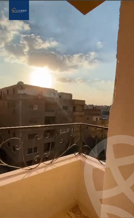 https://aqarmap.com.eg/en/listing/6100381-for-sale-cairo-6th-of-october-el-ahyaa-neighborhood-3rd-street-6