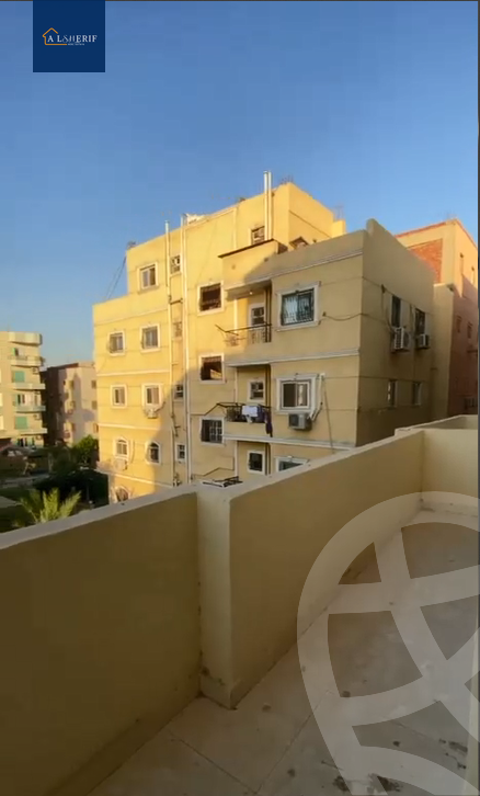 https://aqarmap.com.eg/en/listing/6100966-for-sale-cairo-6th-of-october-el-ahyaa-neighborhood-5th-street-2