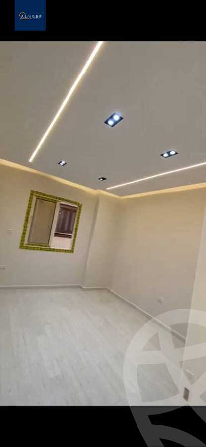 https://aqarmap.com.eg/ar/listing/6109356-for-sale-cairo-6th-of-october-el-ahyaa-neighborhood-2nd-generation-2000-st