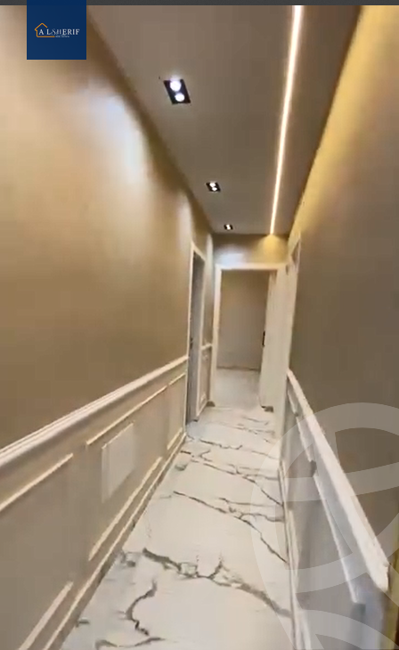 https://aqarmap.com.eg/ar/listing/6109356-for-sale-cairo-6th-of-october-el-ahyaa-neighborhood-2nd-generation-2000-st