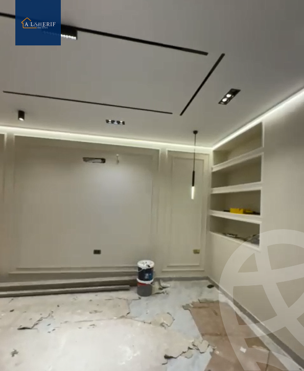 https://aqarmap.com.eg/ar/listing/6150687-for-sale-cairo-6th-of-october-featured-neighborhood-first-touristic-village-el-shaheed-mohammed-abdul-latif-alshimi-st