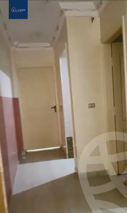 https://aqarmap.com.eg/ar/listing/6173786-for-sale-cairo-6th-of-october-el-ahyaa-neighborhood-4th-street-5