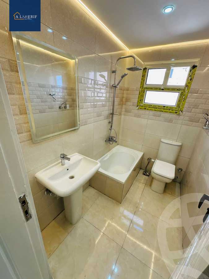 https://aqarmap.com.eg/en/listing/6183558-for-sale-cairo-6th-of-october-el-ahyaa-neighborhood-2nd-divided-from-al-kafrawei-st