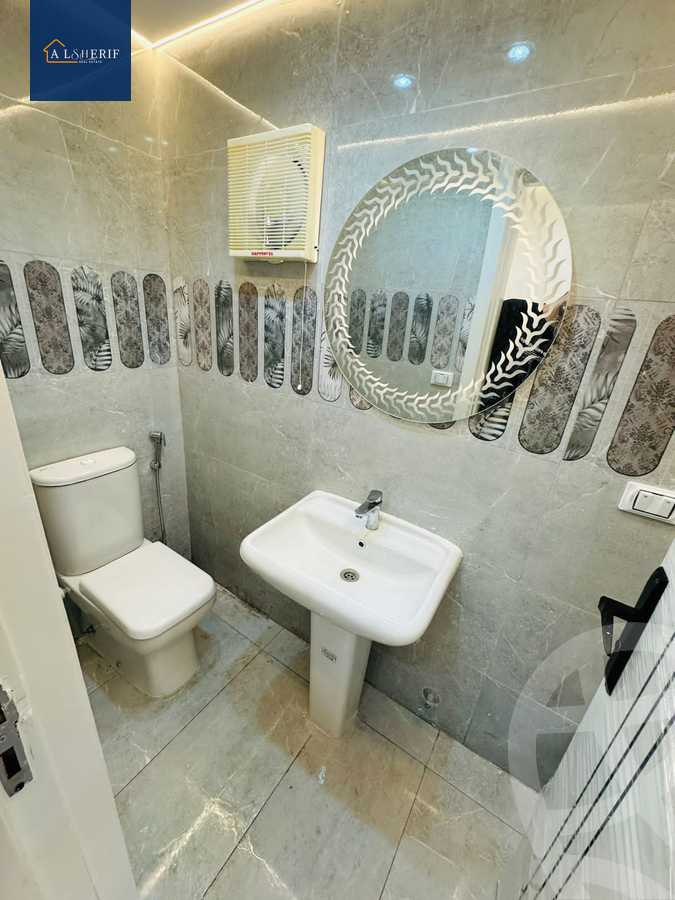 https://aqarmap.com.eg/en/listing/6183558-for-sale-cairo-6th-of-october-el-ahyaa-neighborhood-2nd-divided-from-al-kafrawei-st
