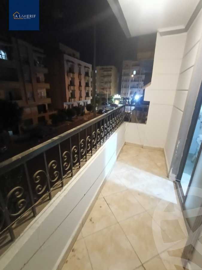 https://aqarmap.com.eg/ar/listing/6205511-for-rent-cairo-6th-of-october-el-ahyaa-neighborhood-1st-el-kawthar-st