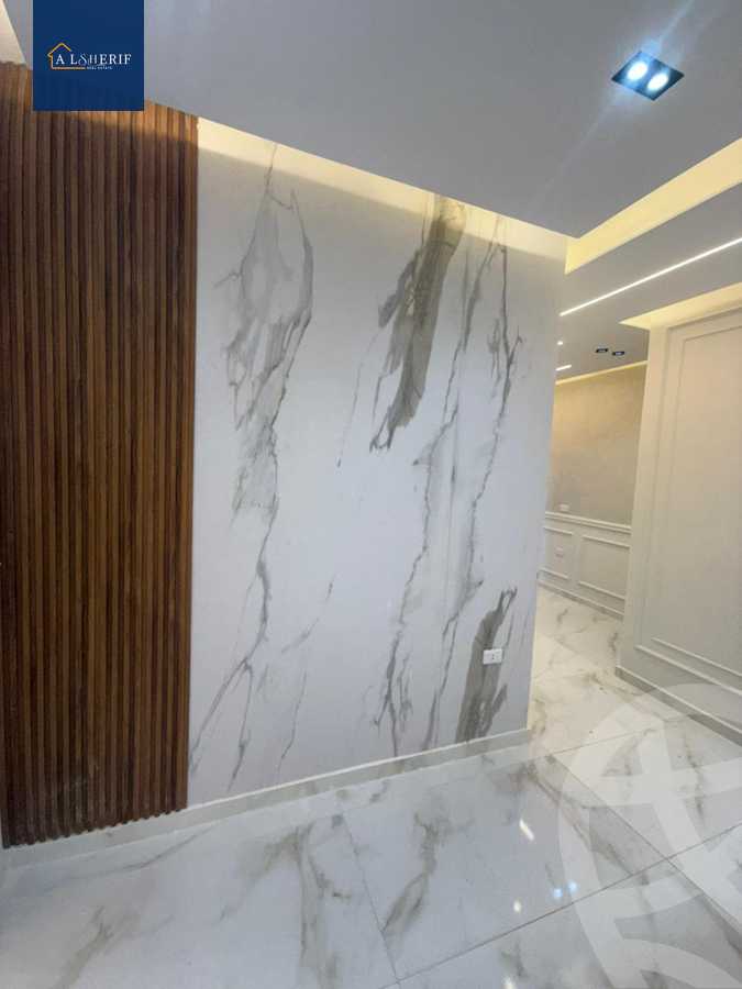 https://aqarmap.com.eg/en/listing/6205762-for-sale-cairo-6th-of-october-el-ahyaa-neighborhood-2nd-divided-from-al-kafrawei-st