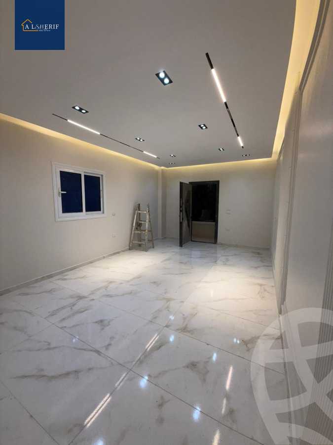 https://aqarmap.com.eg/en/listing/6205762-for-sale-cairo-6th-of-october-el-ahyaa-neighborhood-2nd-divided-from-al-kafrawei-st