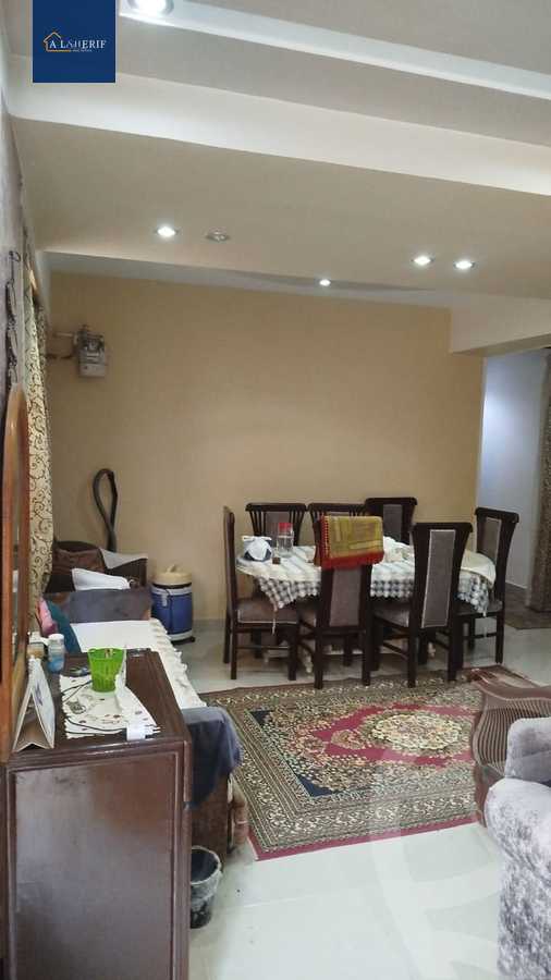 https://aqarmap.com.eg/ar/listing/6228970-for-rent-cairo-6th-of-october-el-ahyaa-neighborhood-1st-rich-bake-st