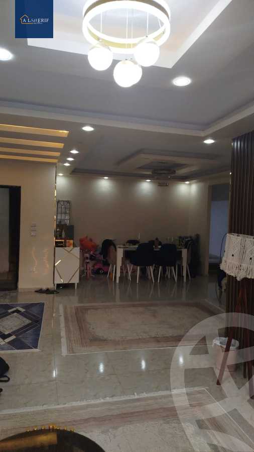 https://aqarmap.com.eg/ar/listing/6229696-for-sale-cairo-6th-of-october-el-ahyaa-neighborhood-3rd-al-hay-al-thalith-st