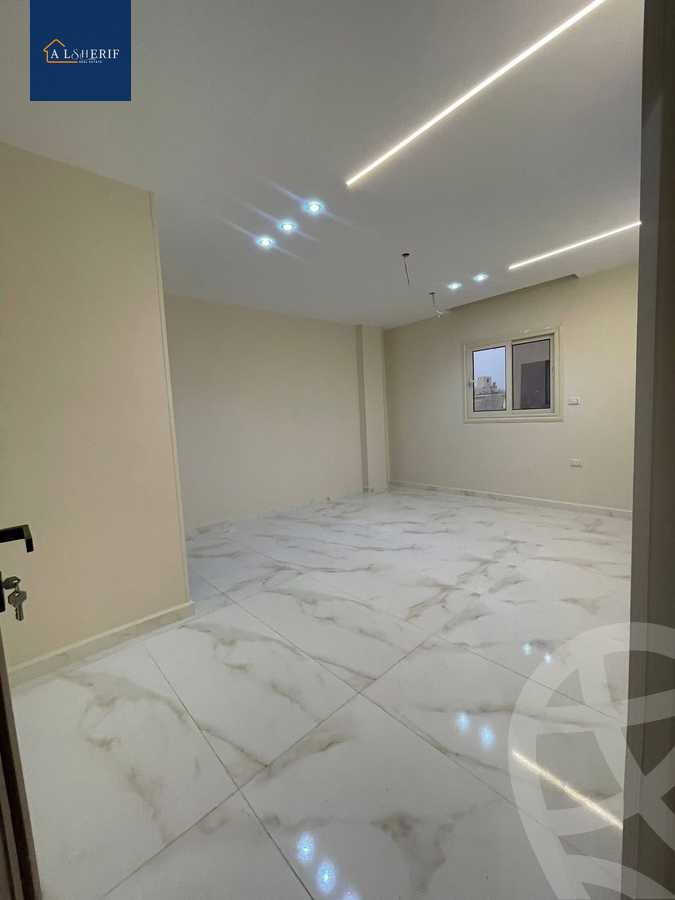 https://aqarmap.com.eg/ar/listing/6231727-for-sale-cairo-6th-of-october-el-ahyaa-neighborhood-4th-neighbourhood-1