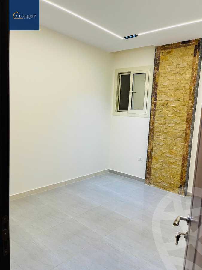 https://aqarmap.com.eg/ar/listing/6231789-for-rent-cairo-6th-of-october-compounds-el-shorouk-compound