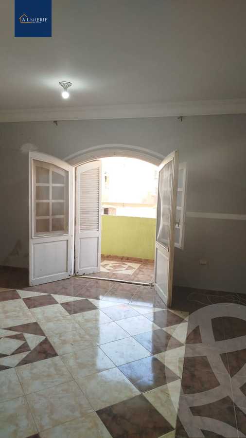 https://aqarmap.com.eg/ar/listing/6232057-for-rent-cairo-6th-of-october-el-ahyaa-neighborhood-1st-eighth-neighborhood