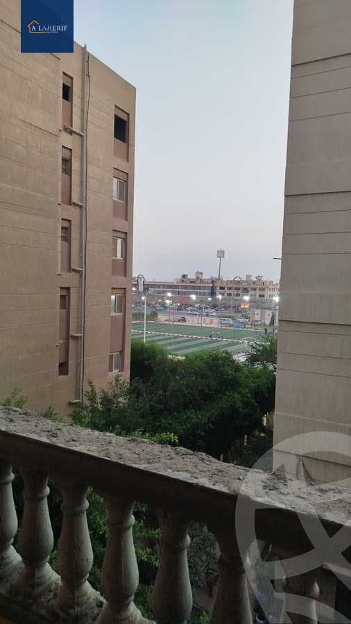 https://aqarmap.com.eg/ar/listing/6241104-for-sale-cairo-6th-of-october-el-ahyaa-neighborhood-5th-street-2
