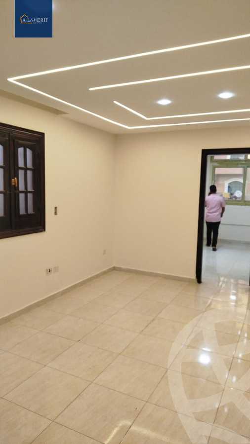 https://aqarmap.com.eg/en/listing/6282676-for-sale-cairo-6th-of-october-el-ahyaa-neighborhood-3rd-nasr-ammar-st