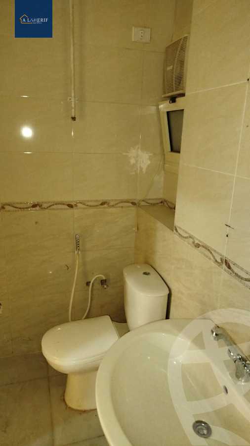 https://aqarmap.com.eg/en/listing/6282676-for-sale-cairo-6th-of-october-el-ahyaa-neighborhood-3rd-nasr-ammar-st