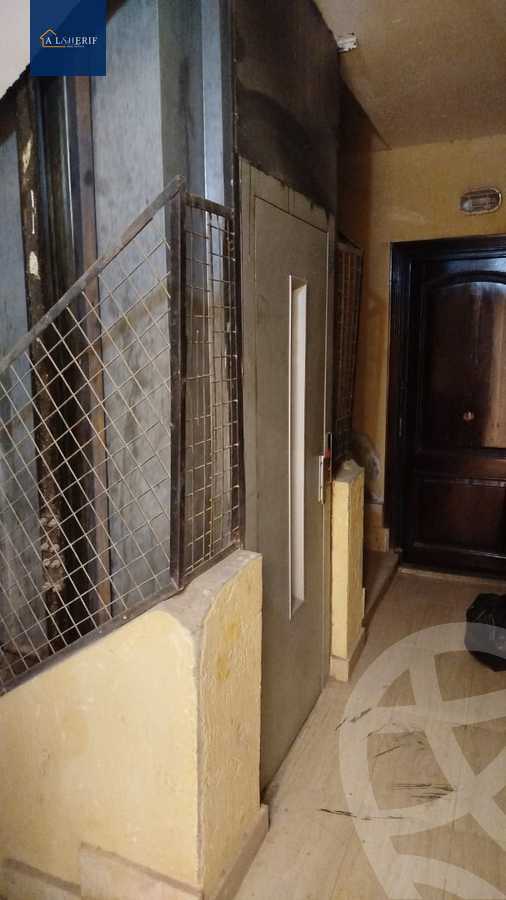 https://aqarmap.com.eg/en/listing/6282676-for-sale-cairo-6th-of-october-el-ahyaa-neighborhood-3rd-nasr-ammar-st