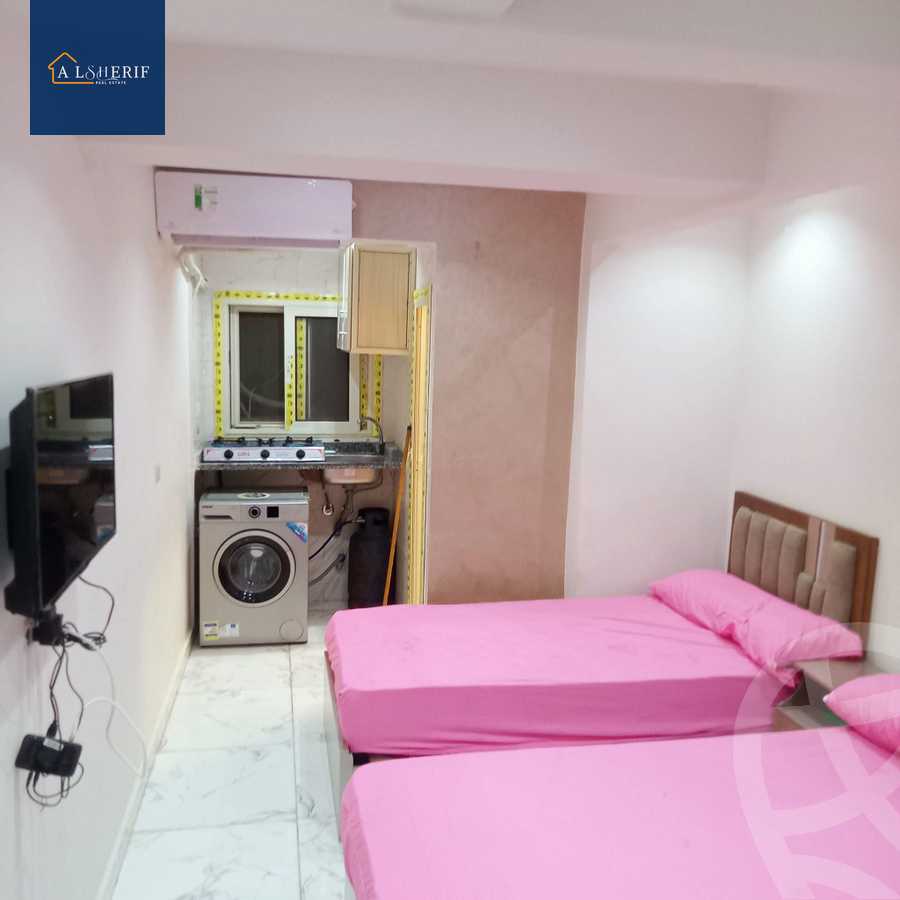 https://aqarmap.com.eg/en/listing/6283155-for-rent-cairo-6th-of-october-el-ahyaa-neighborhood-1st-eighth-neighborhood