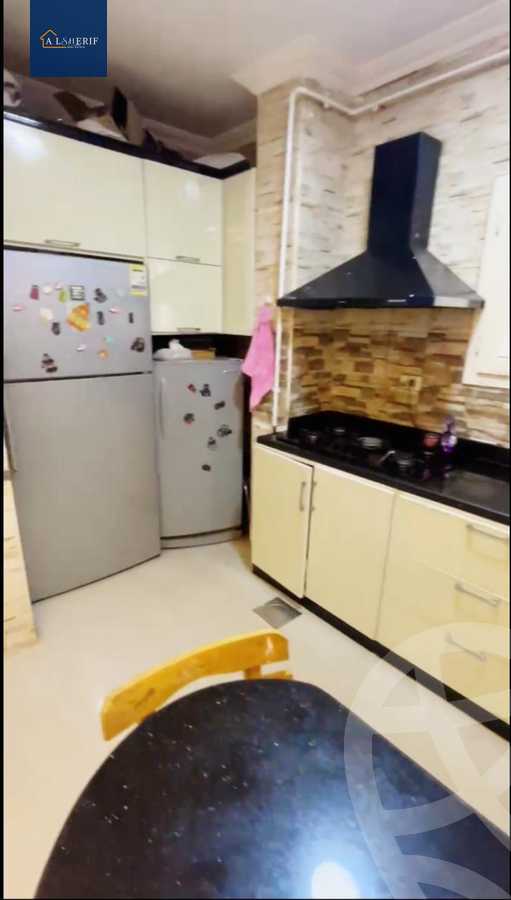 https://aqarmap.com.eg/ar/listing/6288556-for-sale-cairo-6th-of-october-el-ahyaa-neighborhood-1st-eighth-neighborhood
