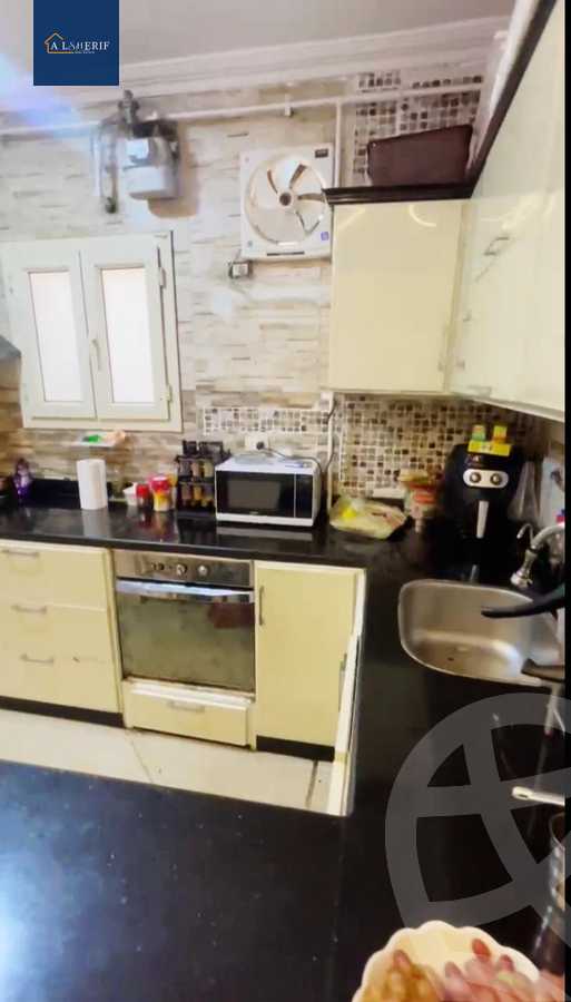 https://aqarmap.com.eg/ar/listing/6288556-for-sale-cairo-6th-of-october-el-ahyaa-neighborhood-1st-eighth-neighborhood