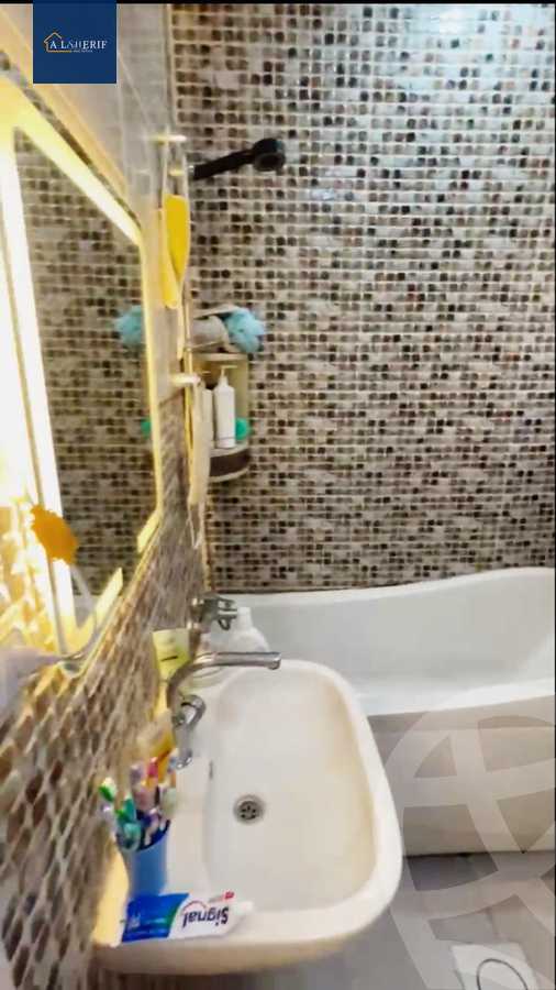 https://aqarmap.com.eg/ar/listing/6288556-for-sale-cairo-6th-of-october-el-ahyaa-neighborhood-1st-eighth-neighborhood