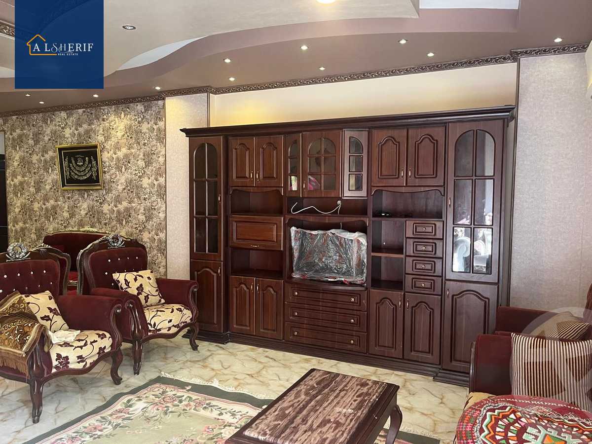 https://aqarmap.com.eg/ar/listing/6296481-for-rent-cairo-6th-of-october-compounds-family-land