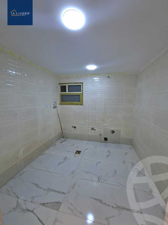https://aqarmap.com.eg/en/listing/6300914-for-sale-cairo-6th-of-october-el-ahyaa-neighborhood-2nd-divided-from-al-kafrawei-st