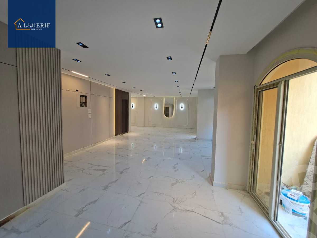 https://aqarmap.com.eg/en/listing/6300914-for-sale-cairo-6th-of-october-el-ahyaa-neighborhood-2nd-divided-from-al-kafrawei-st
