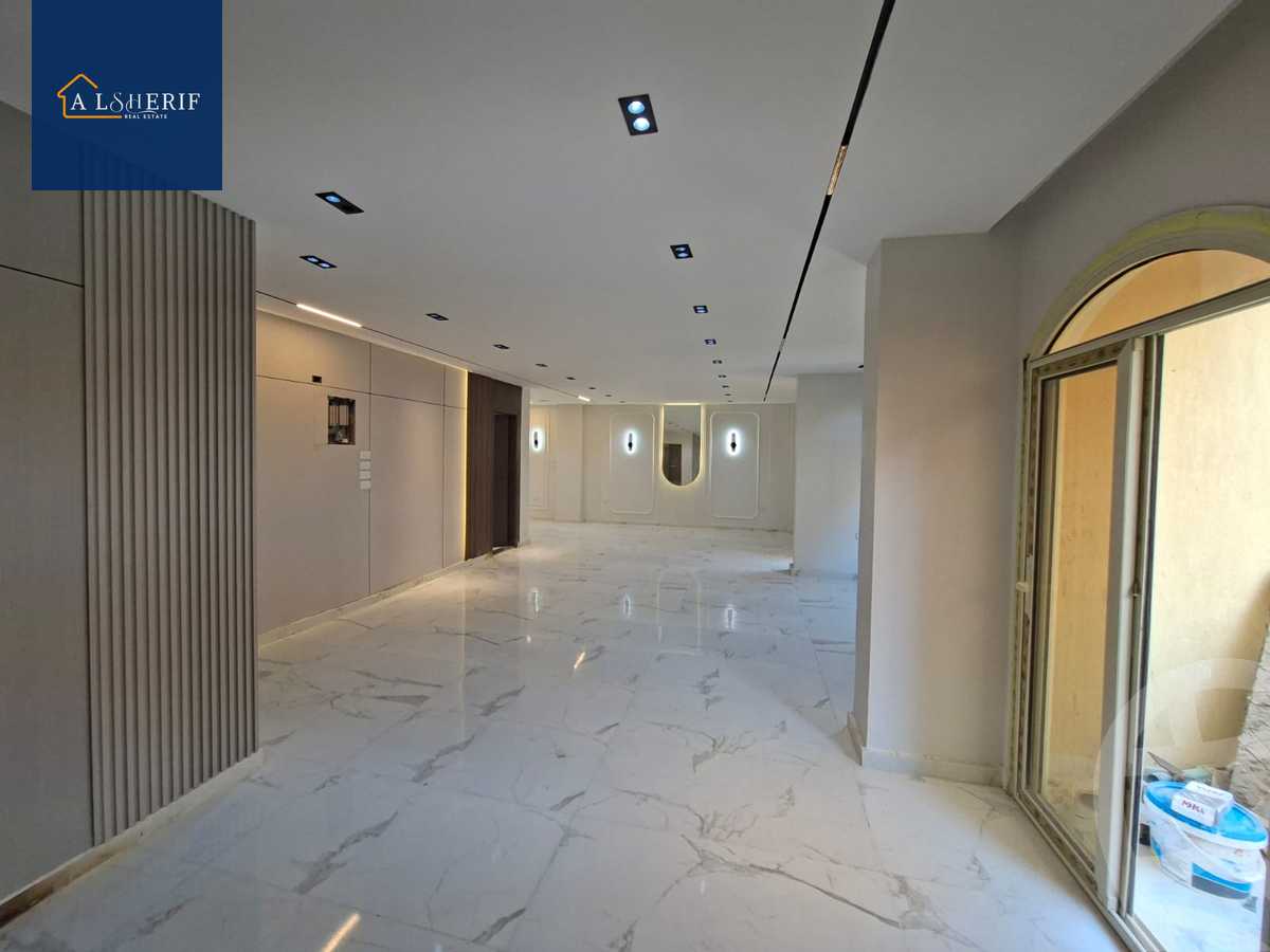 https://aqarmap.com.eg/en/listing/6300914-for-sale-cairo-6th-of-october-el-ahyaa-neighborhood-2nd-divided-from-al-kafrawei-st