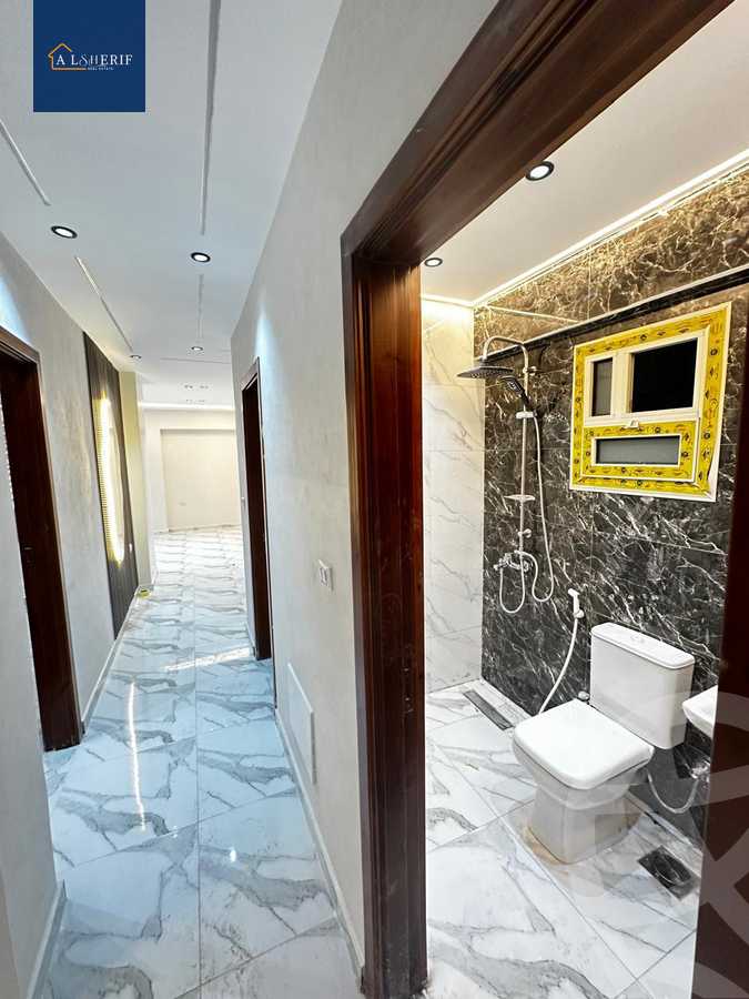 https://aqarmap.com.eg/en/listing/6301083-for-sale-cairo-6th-of-october-el-ahyaa-neighborhood-2nd-divided-from-al-kafrawei-st