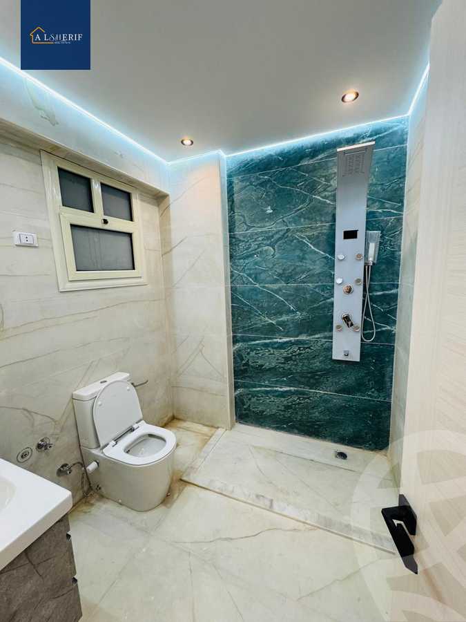 https://aqarmap.com.eg/ar/listing/6301194-for-sale-cairo-6th-of-october-el-ahyaa-neighborhood-3rd-al-hay-al-thalith-st
