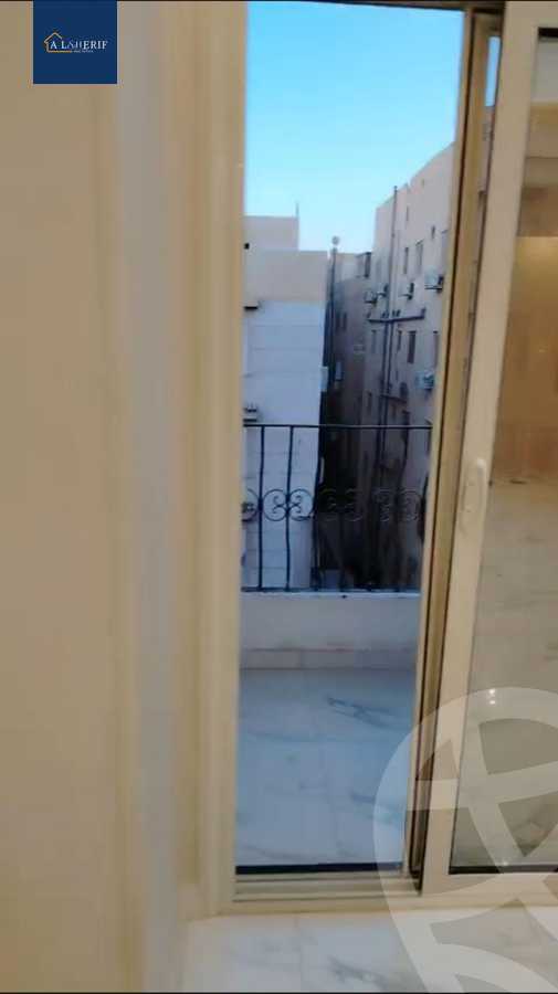 https://aqarmap.com.eg/en/listing/6309387-for-sale-cairo-6th-of-october-el-ahyaa-neighborhood-1st-rich-bake-st