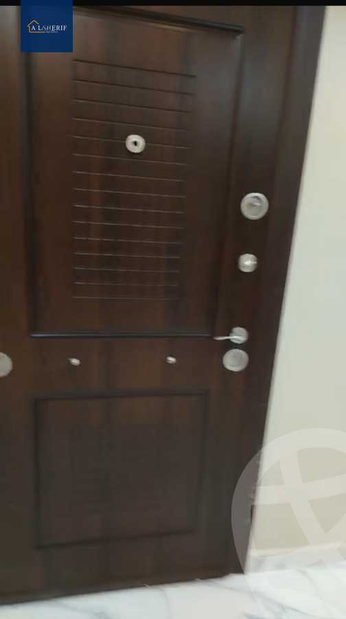 https://aqarmap.com.eg/en/listing/6309387-for-sale-cairo-6th-of-october-el-ahyaa-neighborhood-1st-rich-bake-st