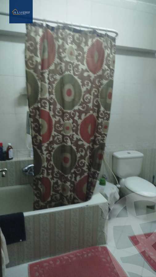 https://aqarmap.com.eg/ar/listing/6313024-for-rent-cairo-6th-of-october-el-ahyaa-neighborhood-7th-mecca-el-mokarrama-st