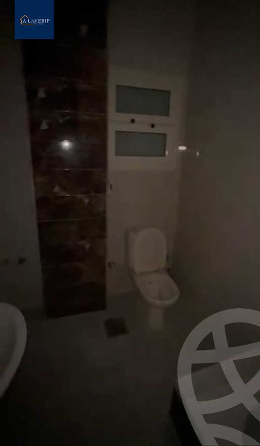 https://aqarmap.com.eg/ar/listing/6335172-for-sale-cairo-6th-of-october-el-ahyaa-neighborhood-2nd-divided-from-al-kafrawei-st
