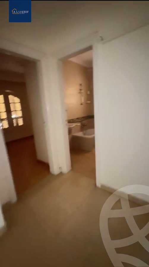 https://aqarmap.com.eg/ar/listing/6359291-for-sale-cairo-6th-of-october-el-ahyaa-neighborhood-1st-al-maahad