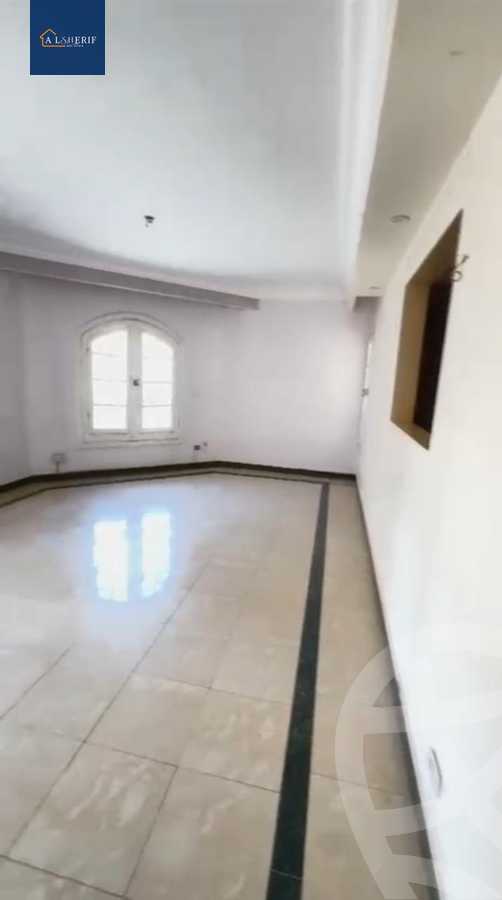 https://aqarmap.com.eg/ar/listing/6359291-for-sale-cairo-6th-of-october-el-ahyaa-neighborhood-1st-al-maahad