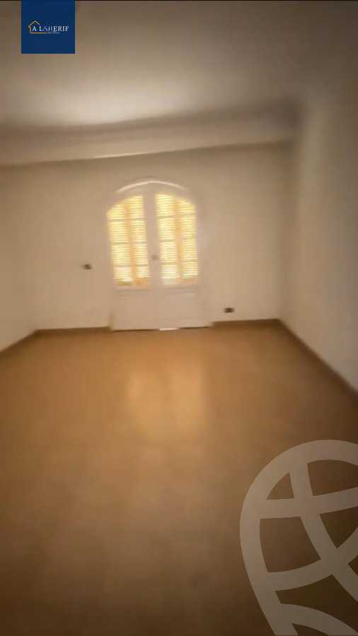 https://aqarmap.com.eg/ar/listing/6359291-for-sale-cairo-6th-of-october-el-ahyaa-neighborhood-1st-al-maahad