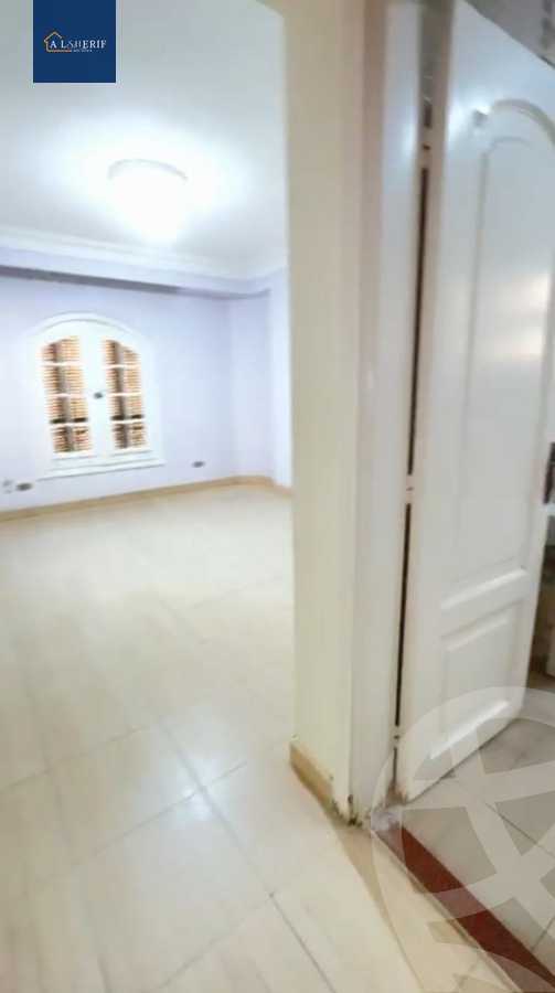 https://aqarmap.com.eg/ar/listing/6359291-for-sale-cairo-6th-of-october-el-ahyaa-neighborhood-1st-al-maahad
