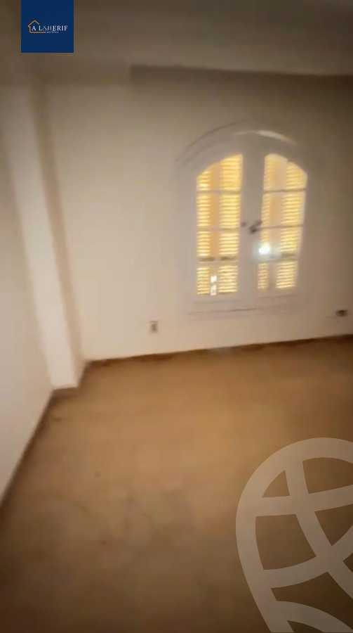 https://aqarmap.com.eg/ar/listing/6359291-for-sale-cairo-6th-of-october-el-ahyaa-neighborhood-1st-al-maahad