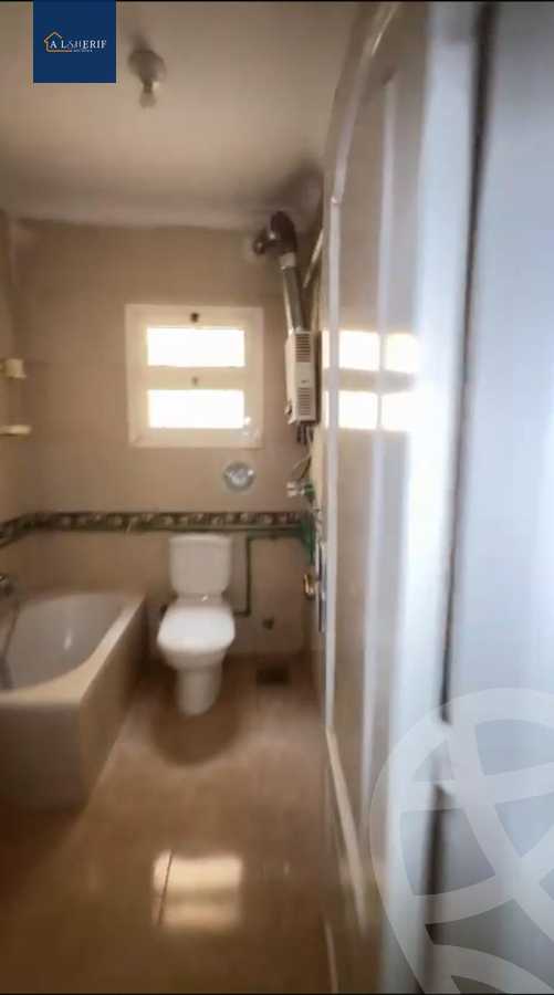 https://aqarmap.com.eg/ar/listing/6359291-for-sale-cairo-6th-of-october-el-ahyaa-neighborhood-1st-al-maahad